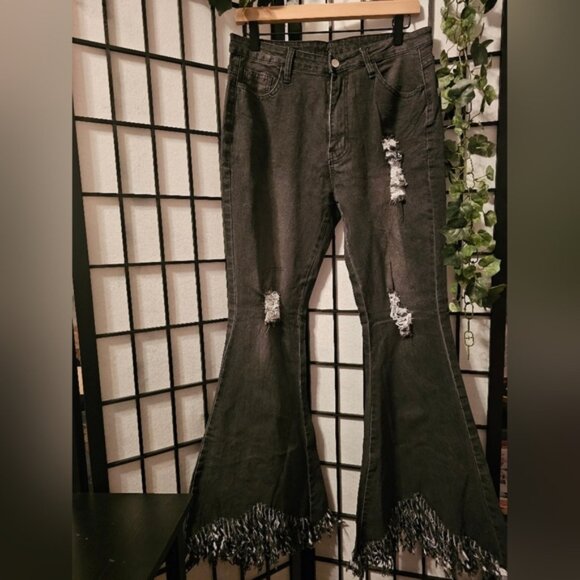 Women's Distressed Extra Flare Jeans Size Large - Picture 1 of 9